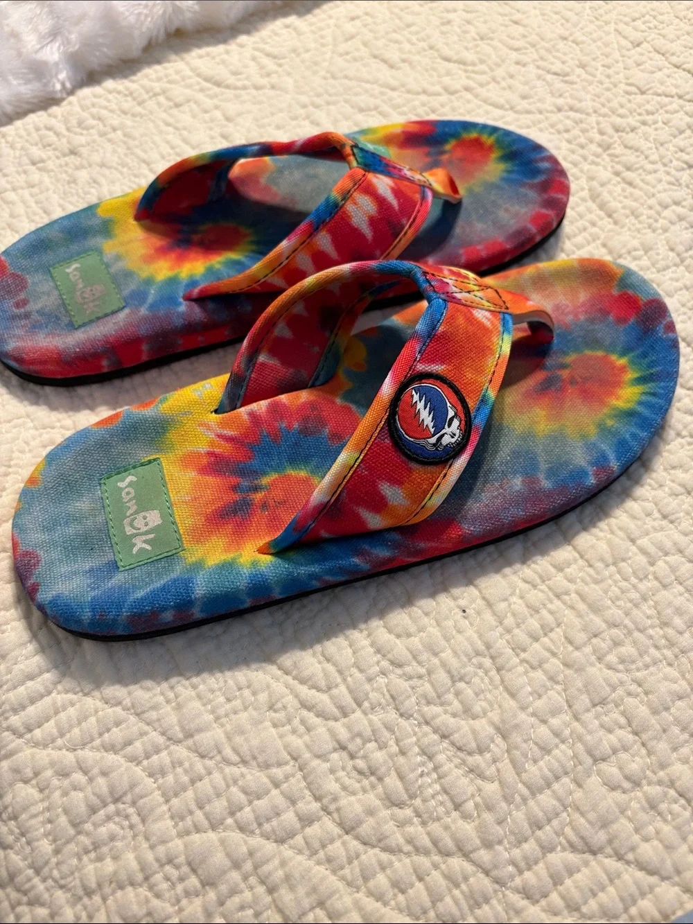Sanuk Men’s Grateful Dead Tie Dye Flip Flops